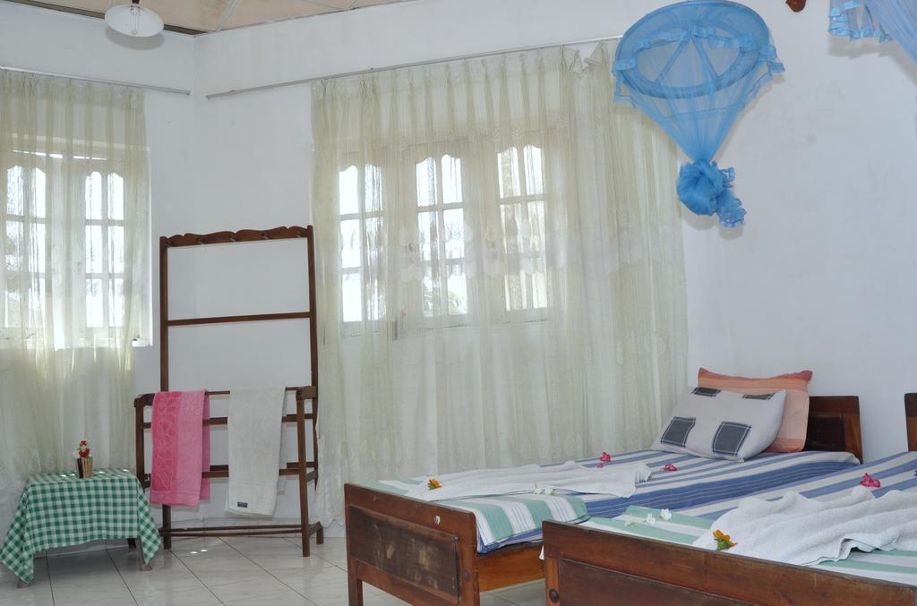 Marshal Beach Guesthouse Νεγκόμπο Δωμάτιο φωτογραφία