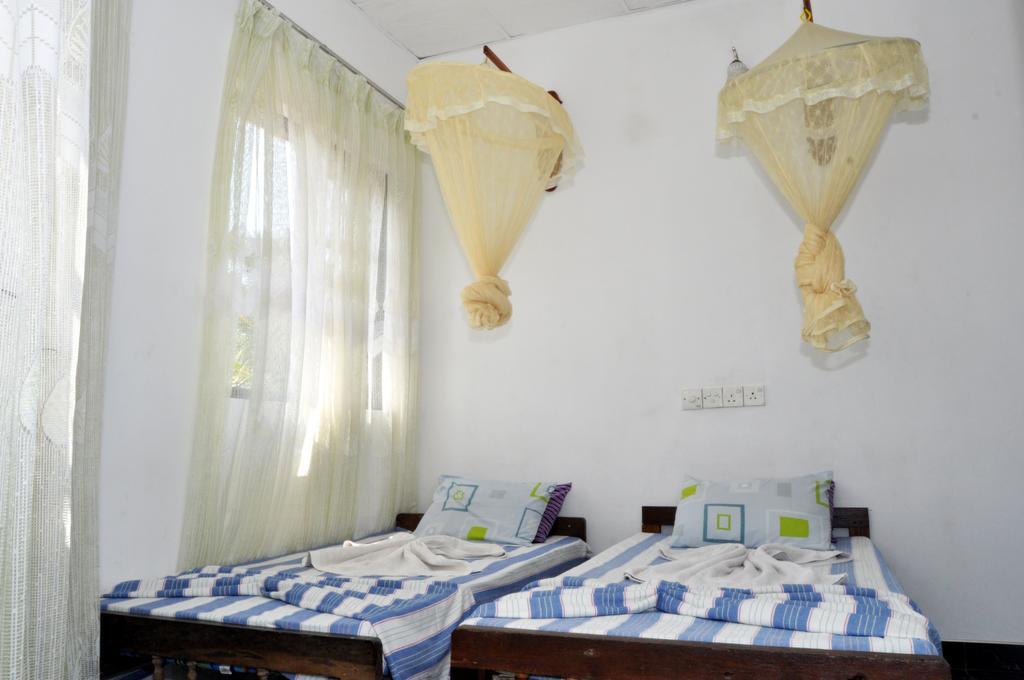 Marshal Beach Guesthouse Νεγκόμπο Δωμάτιο φωτογραφία