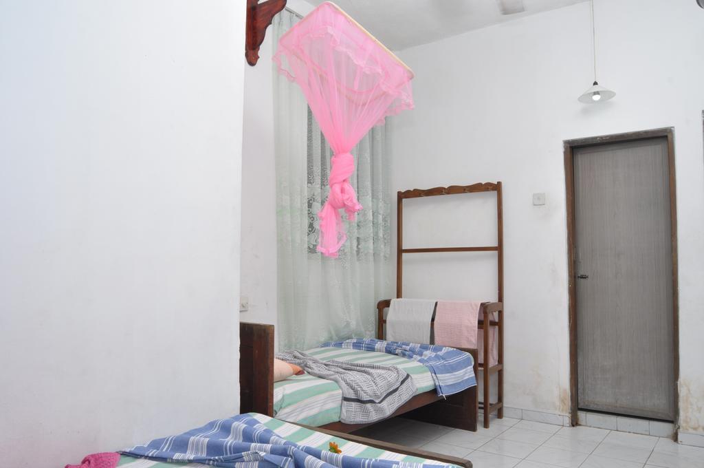 Marshal Beach Guesthouse Νεγκόμπο Δωμάτιο φωτογραφία